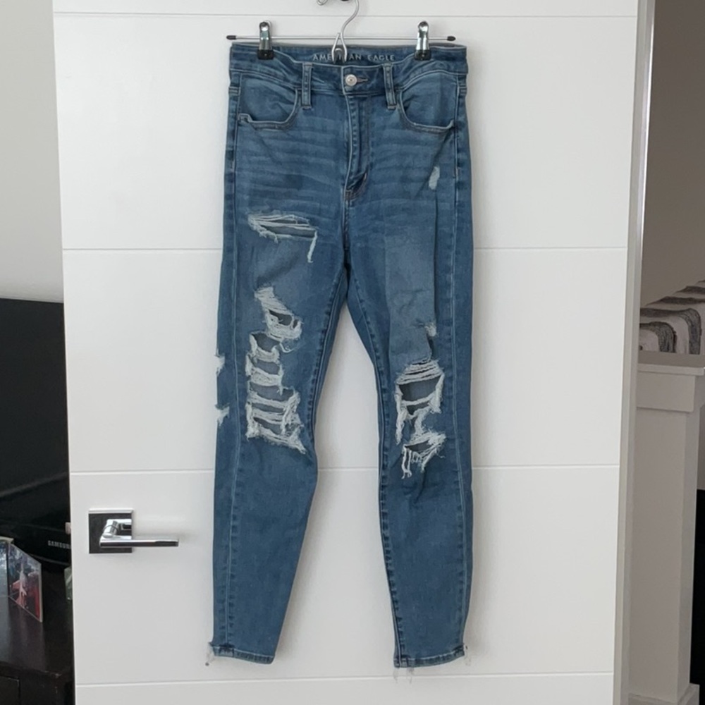 American Eagle Outfitters High Rise Blue Jeans